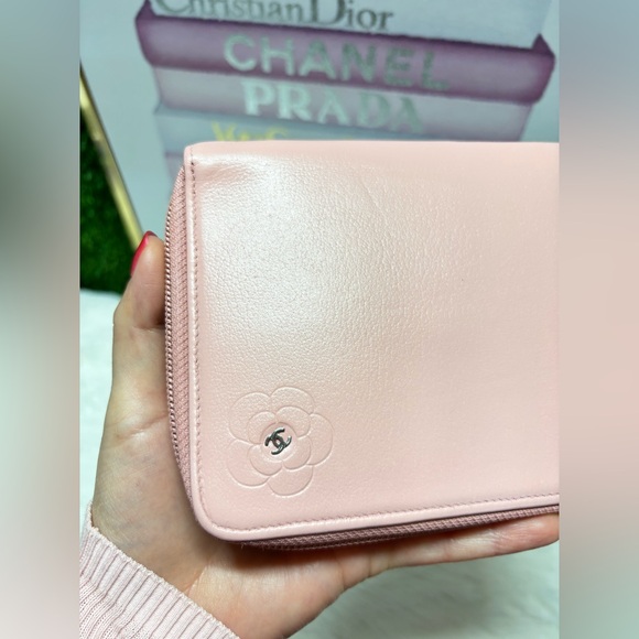 ❤️ Chanel Camellia Large Wallet A323M87 - Picture 4 of 17